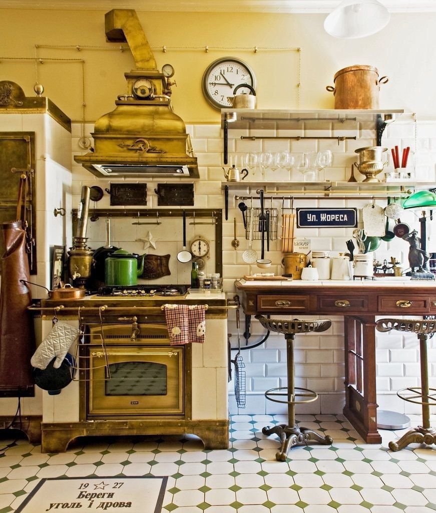 Кухня в стиле стимпанк в квартире