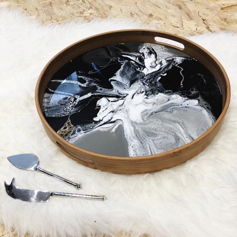 Поднос из эпоксидной смолы