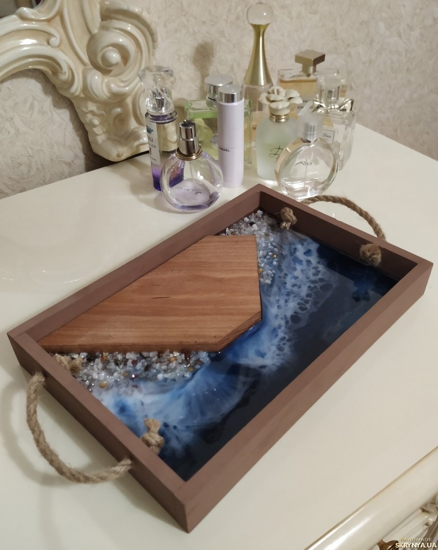 Поднос из эпоксидной смолы