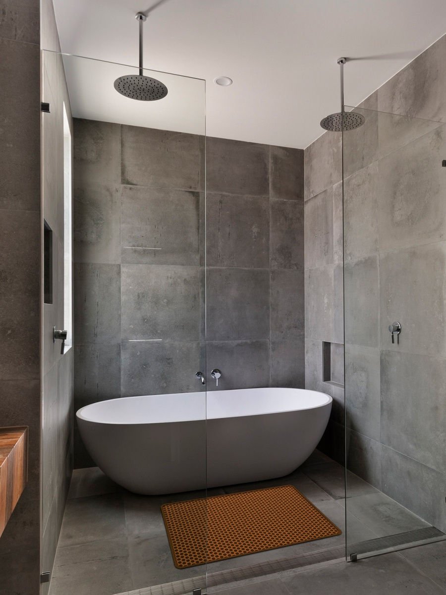 Ванная на подиуме