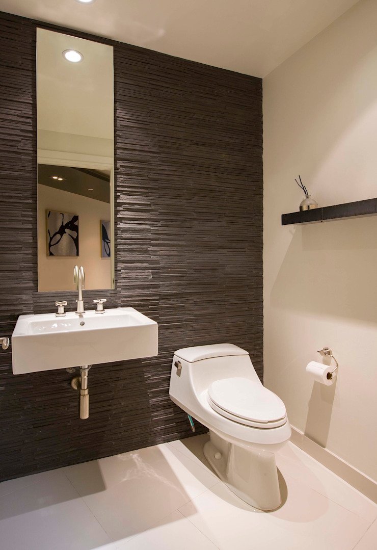 Плитка под дерево в туалете