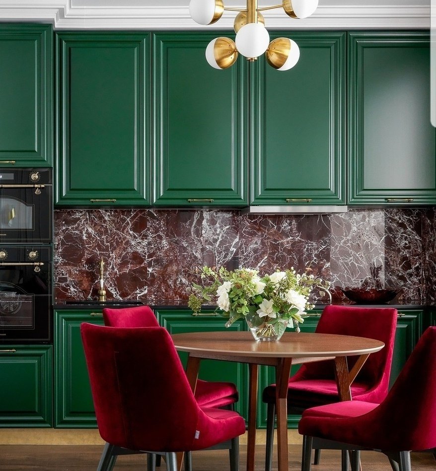 Кухни Неоклассика 2022 изумруд