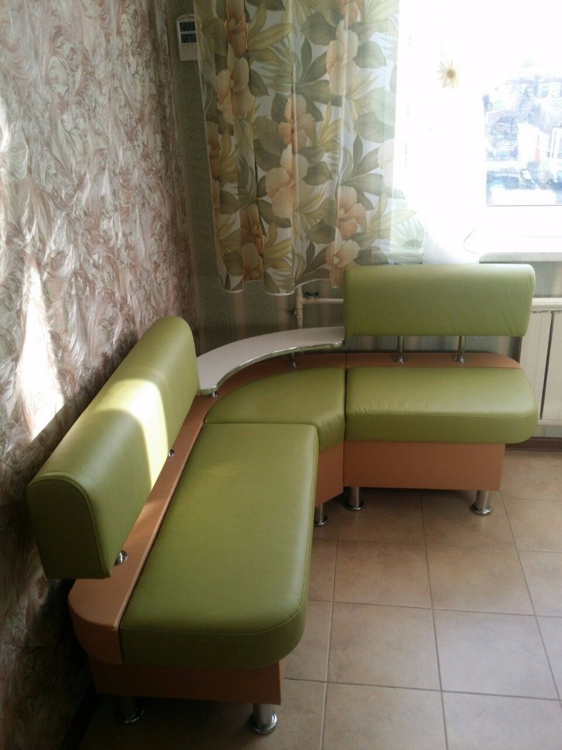 Кухонный уголок зеленый