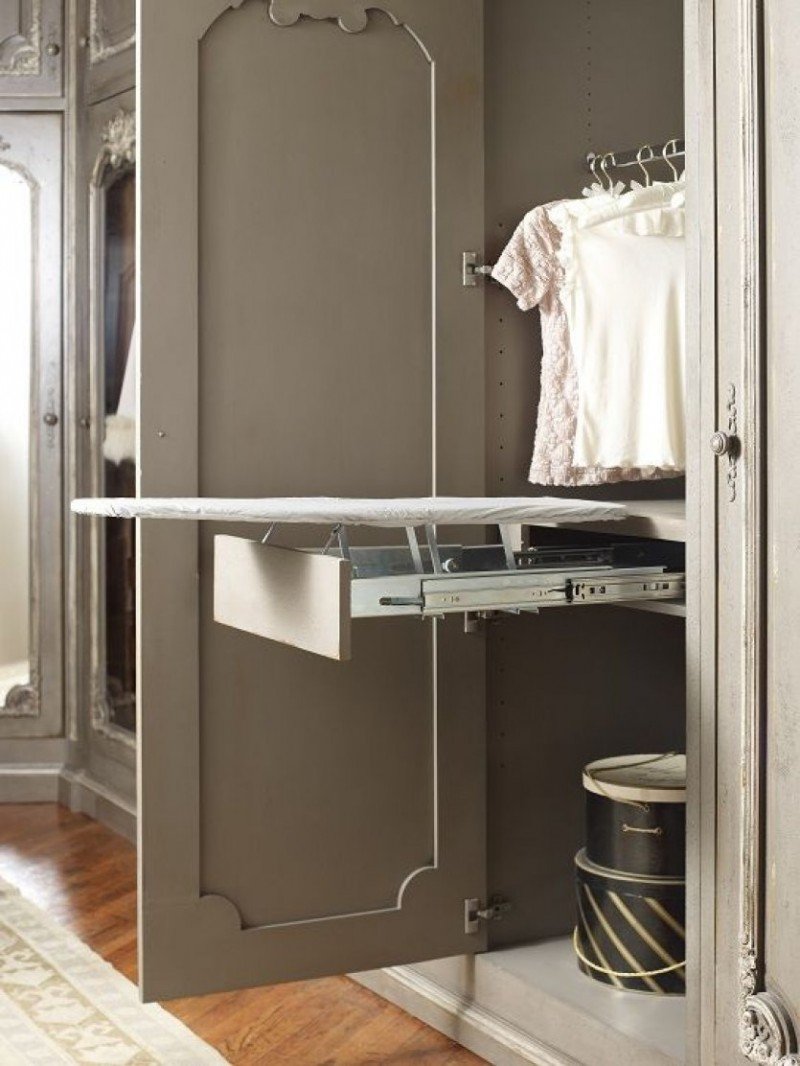 Гладильная доска на стену