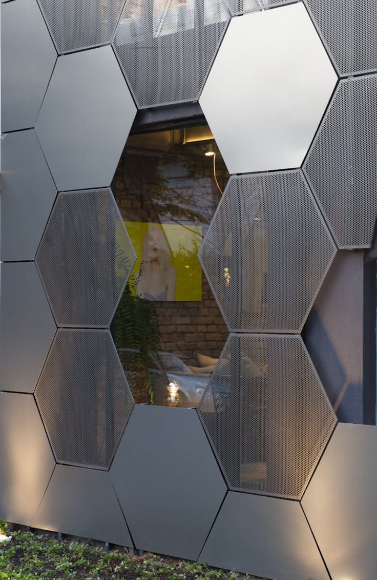 Интерьер ресторана в эко стиле