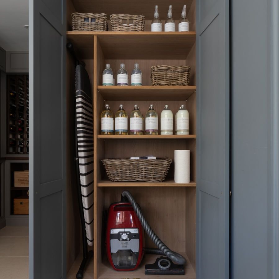 Шкаф в подсобку