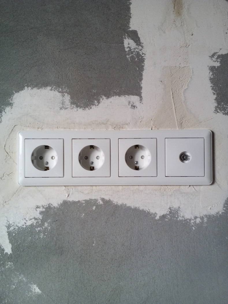 Лампочки розетки выключатели