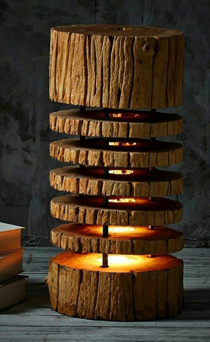Светильники из спилов дерева
