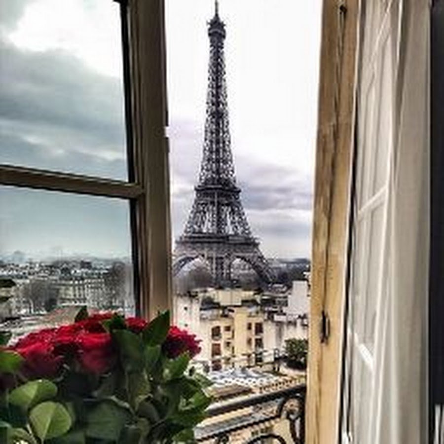 Париж вид из окна