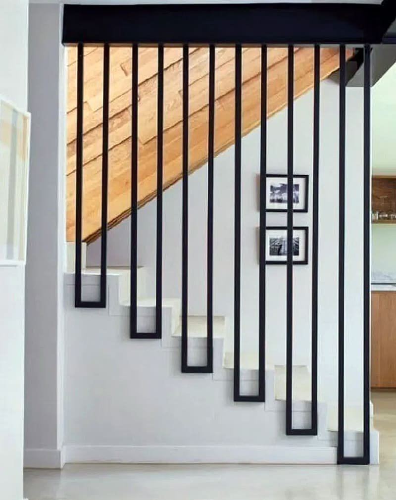 Реечное ограждение лестницы