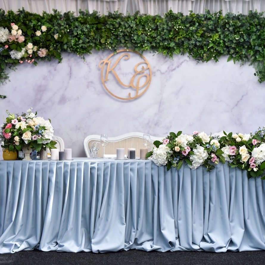 Декор Президиума на свадьбу