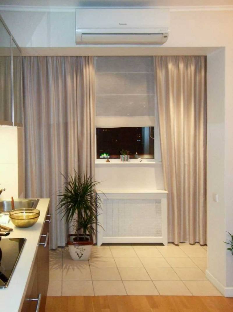 Шторы в детскую с балконом