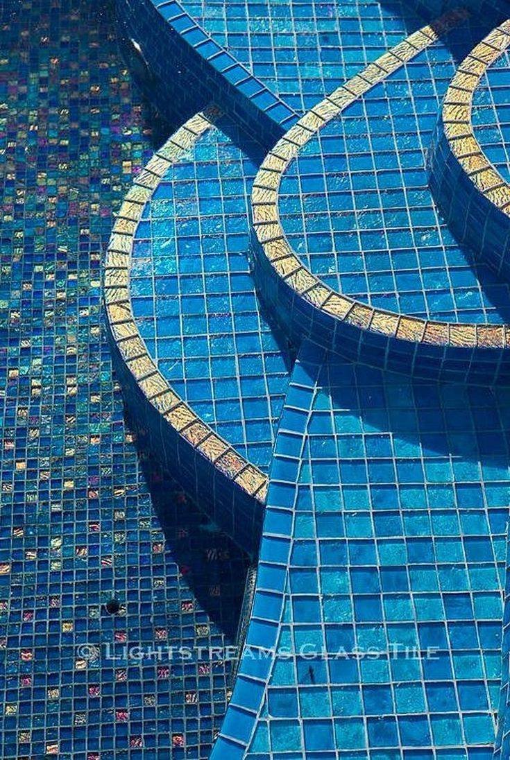 Бассейн из мозаики