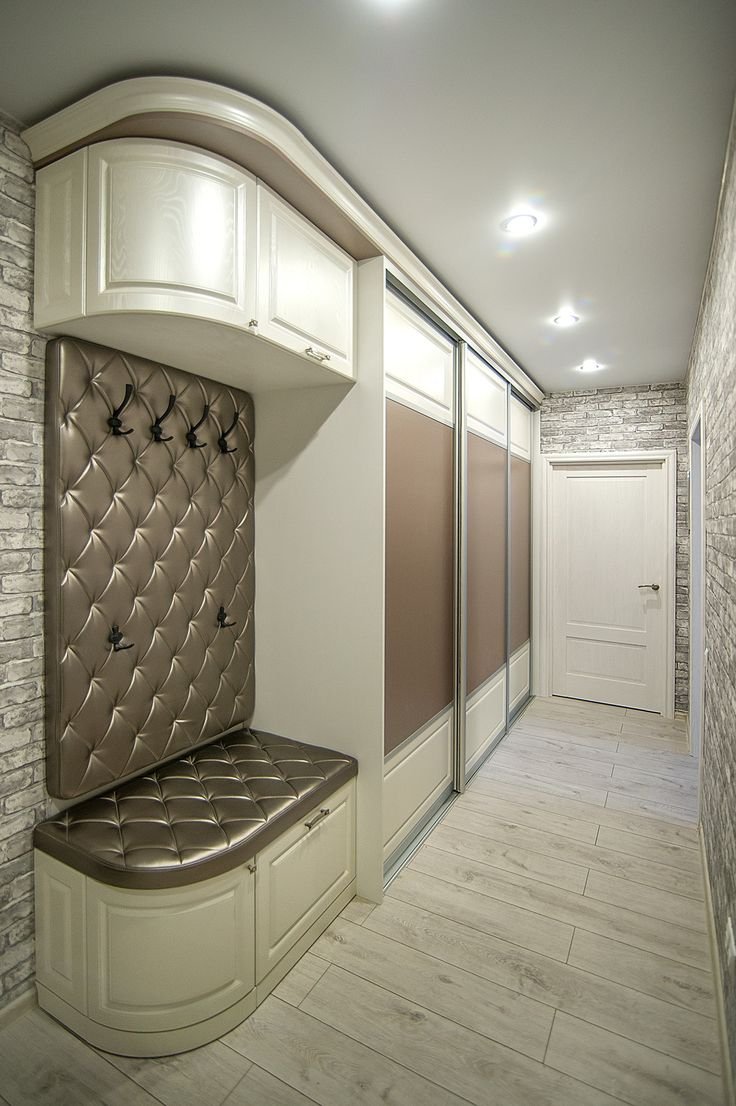 Встроенные шкафы в прихожую