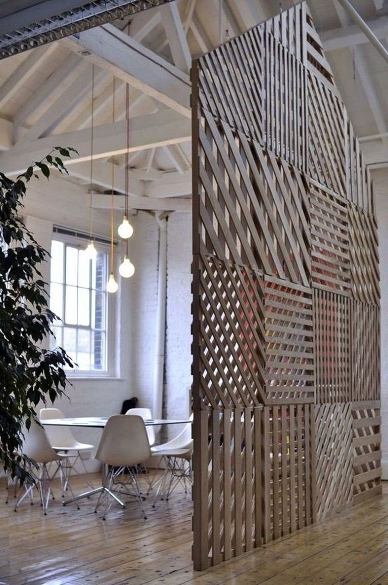 Потолок из досок