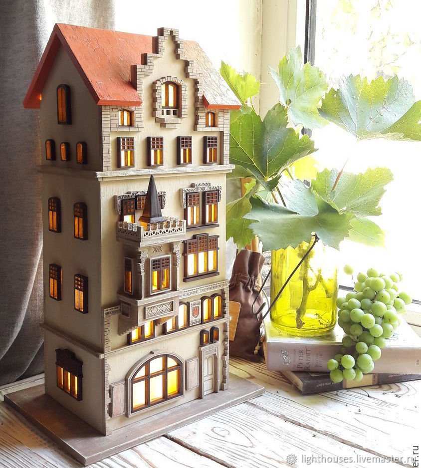 Светильник домик