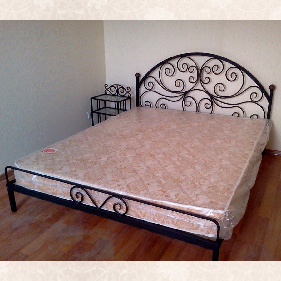 Кованые кровати двухспалки