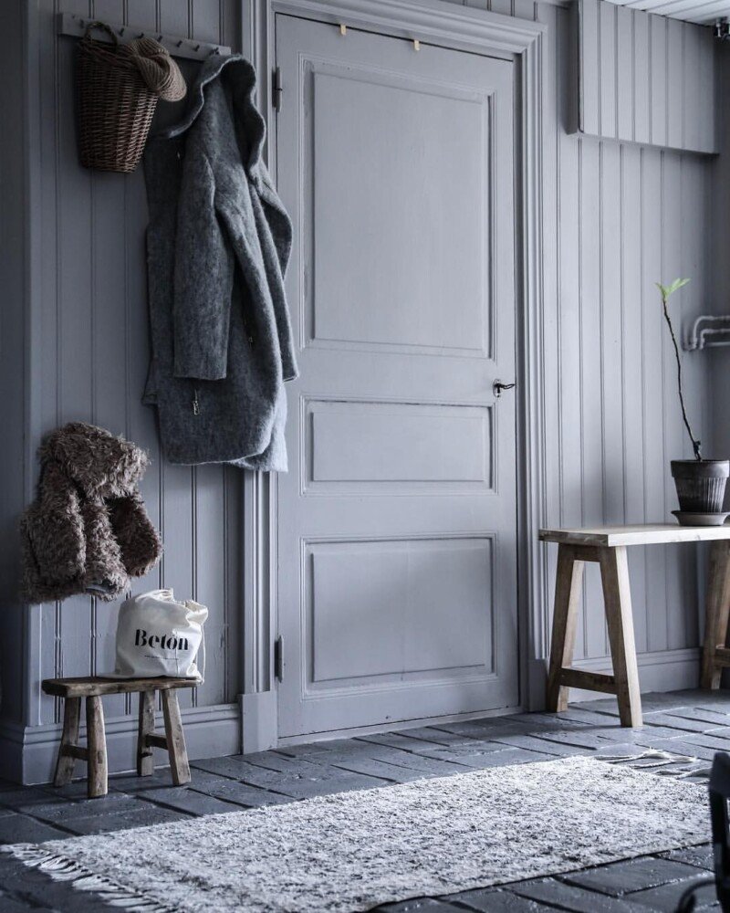 Серая прихожая