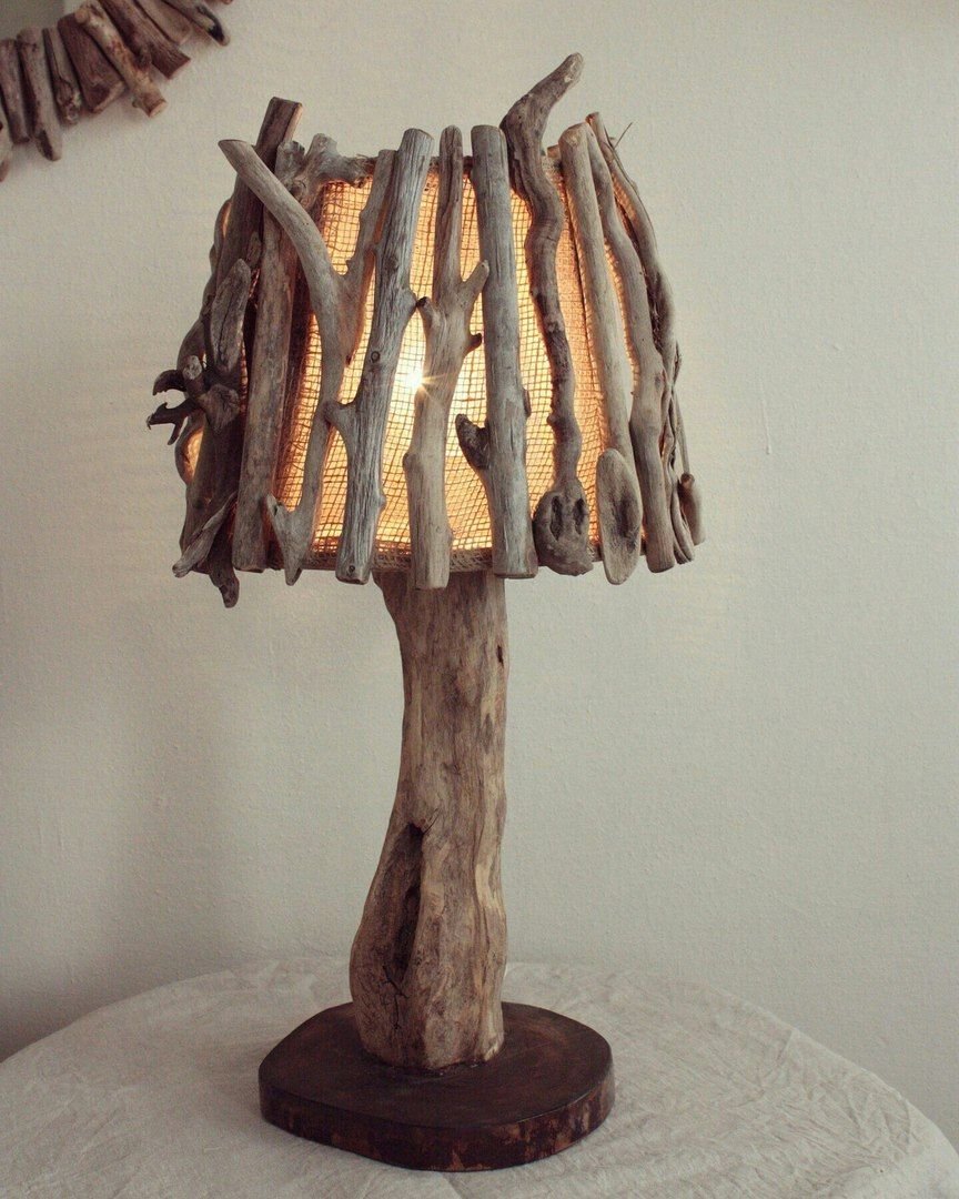 Настольная лампа из коряги