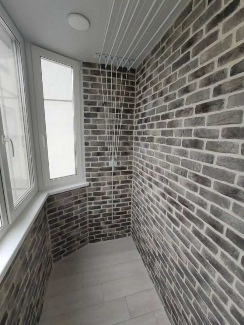 Отделка лоджии декоративным камнем