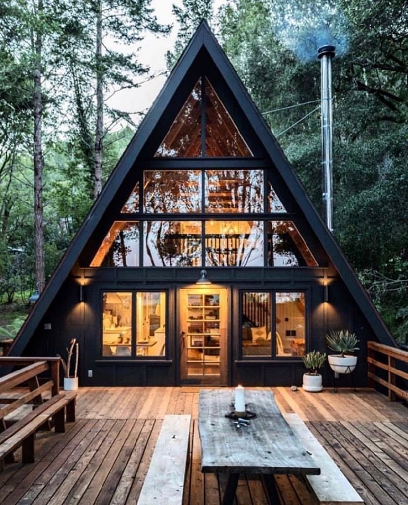 Дом Скандинавия из оцилиндрованного бревна