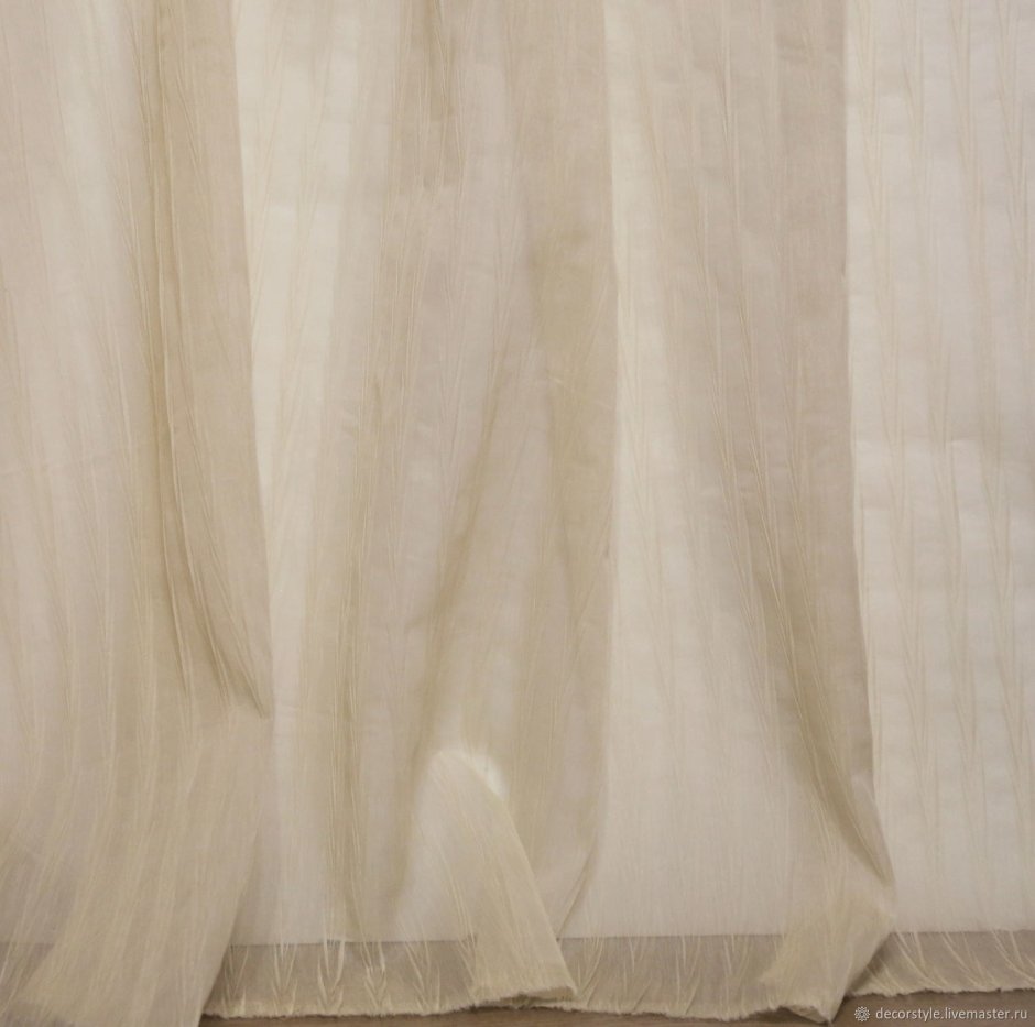 Полосатые шторы в интерьере