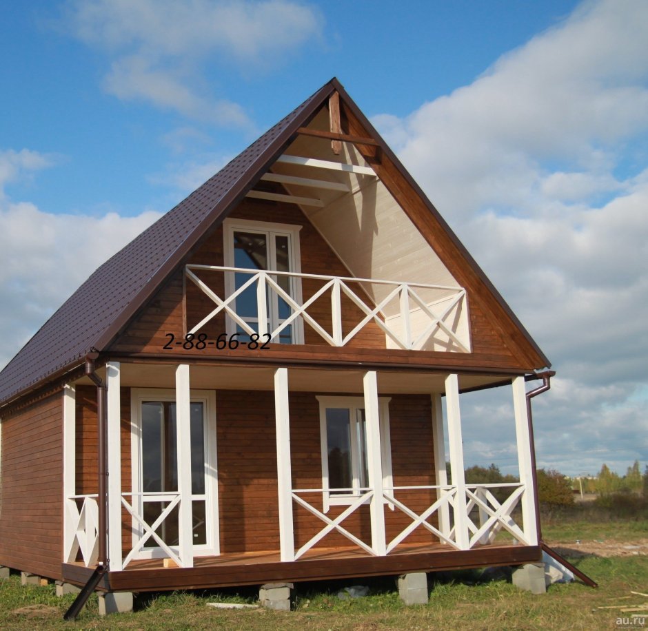 Домик с мансардой и террасой