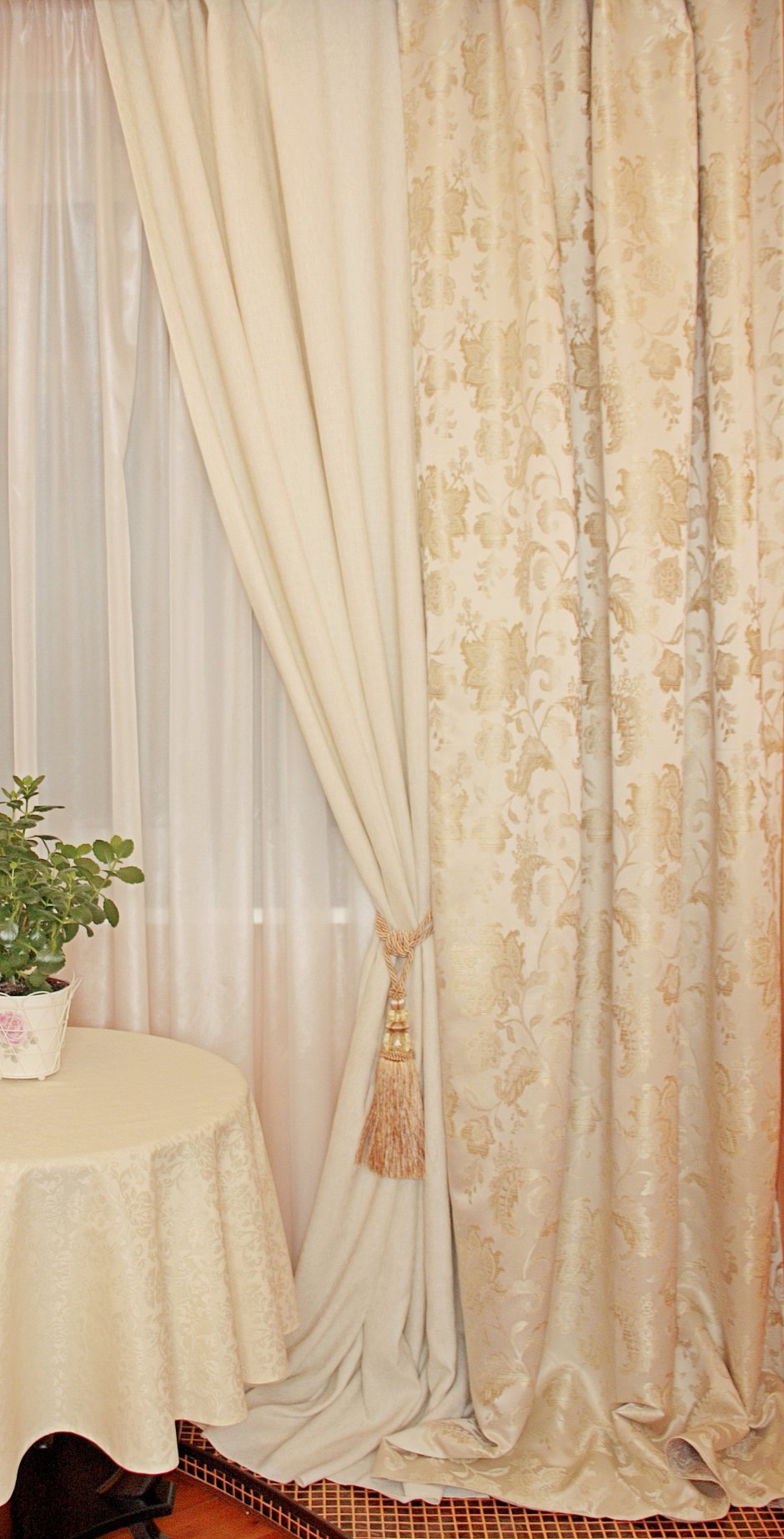 Шторы шампань в интерьере