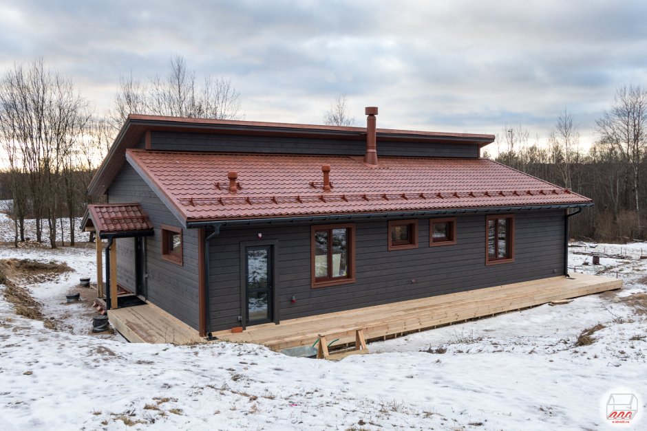 Разноуровненая двухскатная крыша