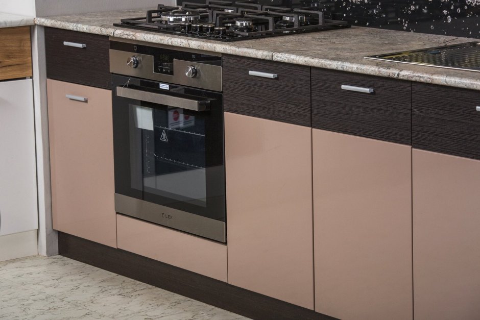 Угловая кухня цвет капучино