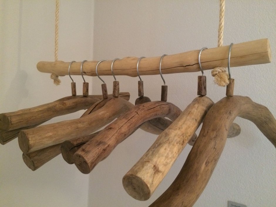 Вешалка в прихожую настенная из фанеры