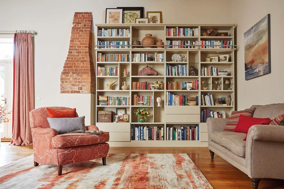 Бежевая библиотека