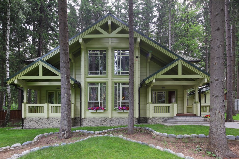 Кухня зеленого цвета