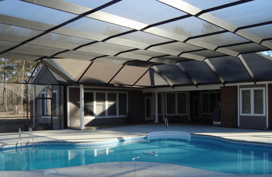 Навес над бассейном