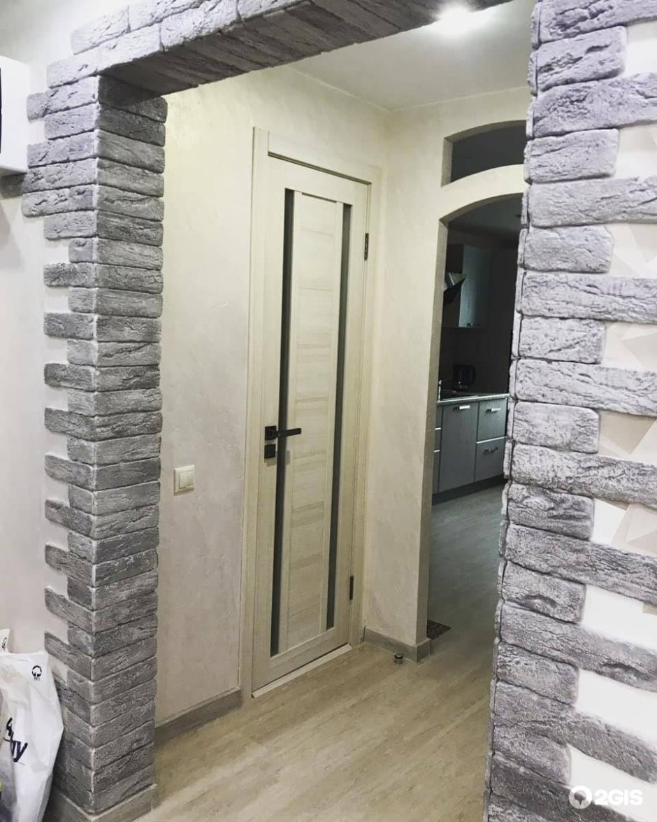 Отделка проема декоративным камнем