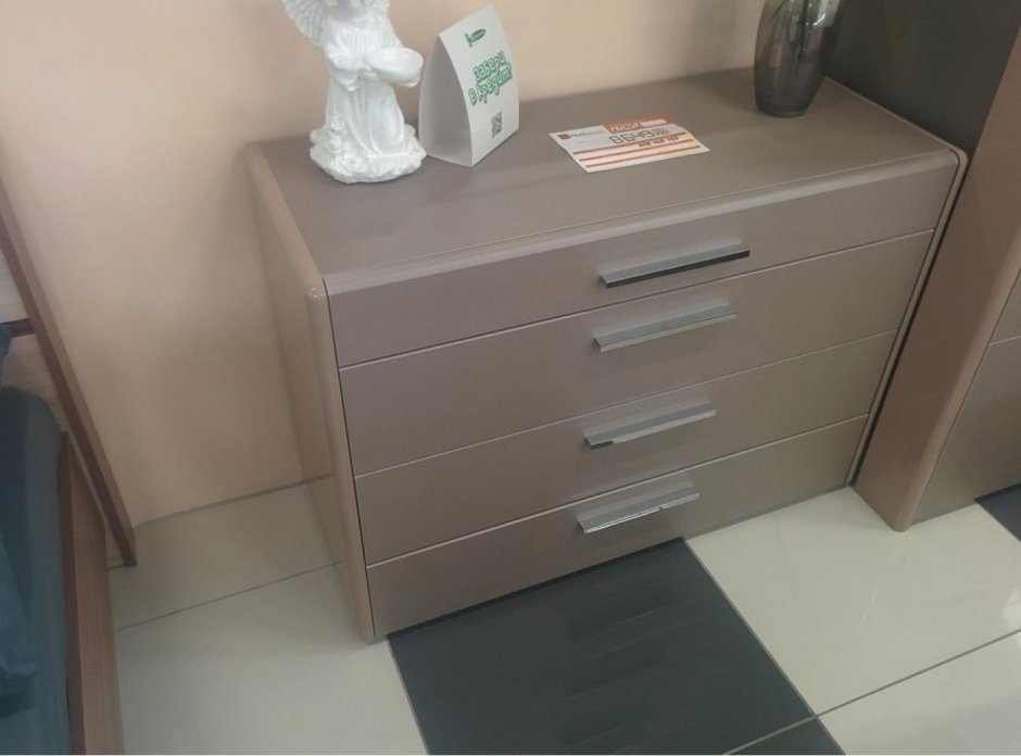 Кухня в светлых тонах