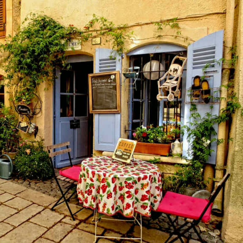 Стиль Прованс в интерьере гостиной