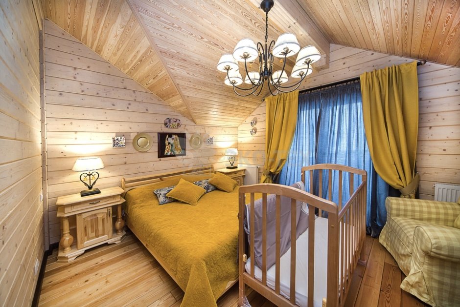 Обустройство комнаты в деревянном доме