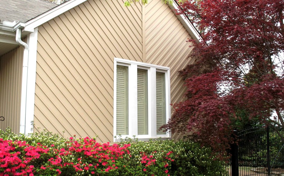 Вертикальный сайдинг Grand line