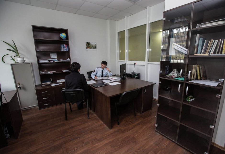 Детектив черно белый