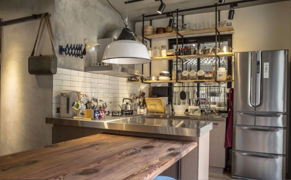 Профессиональная кухня в стиле лофт