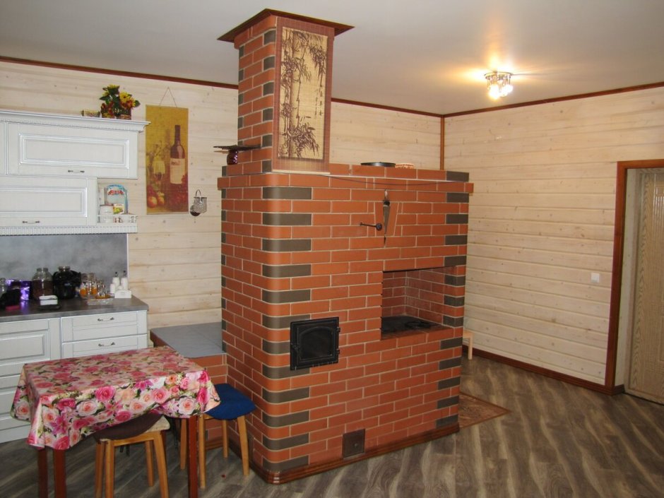 Печь шведка с камином и лежанкой