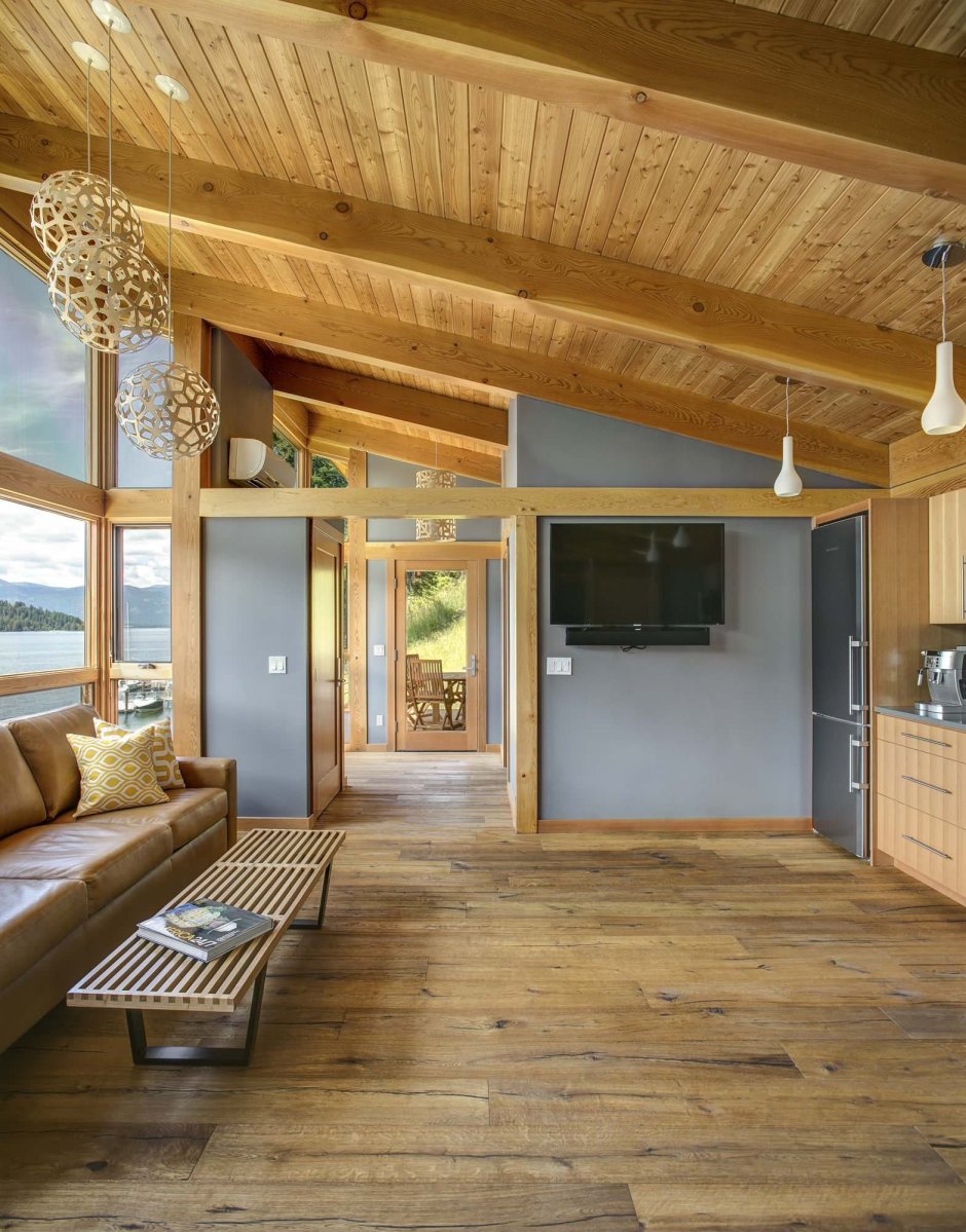 Маленькая гостиная в стиле Шале