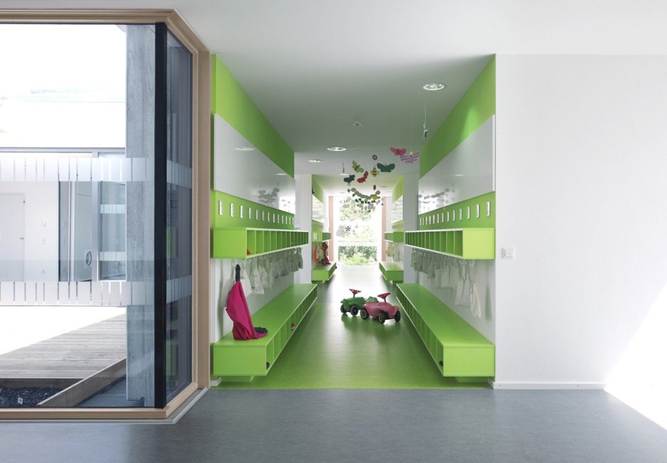 Коридор в школе будущего