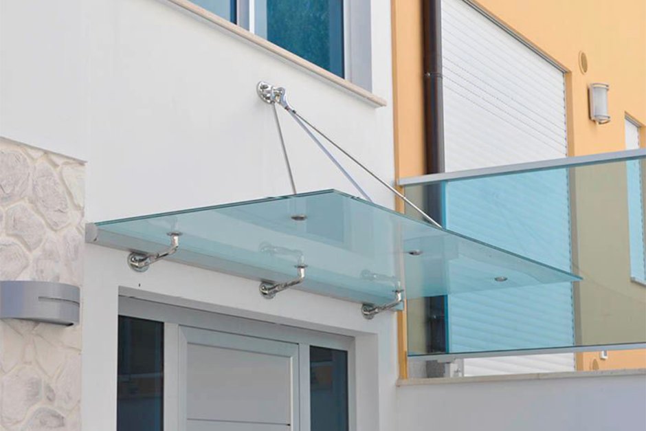 Стеклянный навес на тросах