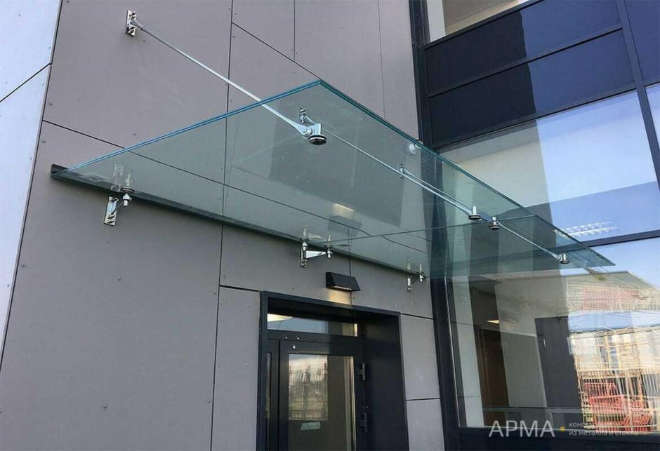 Стеклянный навес (стекло триплекс 15мм.s= 2,27м2 (МО-1))