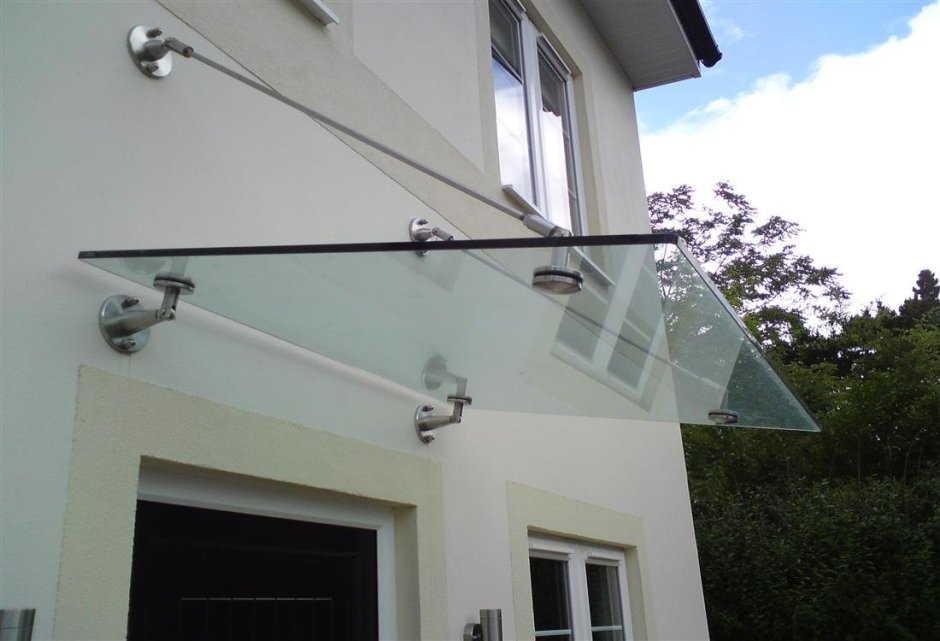 Стеклянный навес (стекло триплекс 15мм.s= 2,27м2 (МО-1))