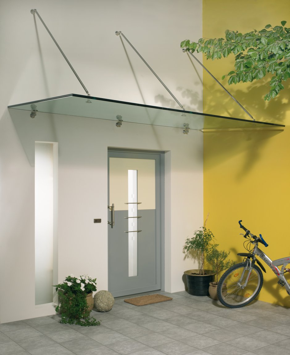 Стеклянный навес