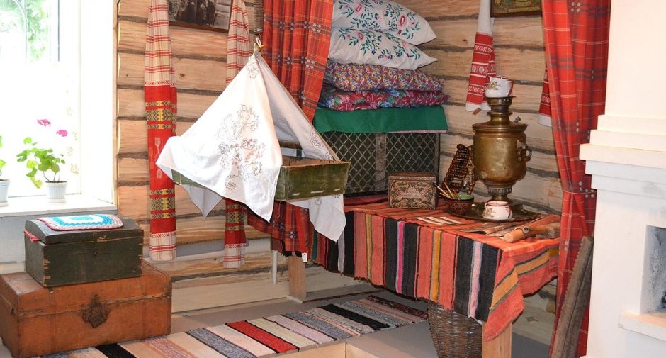 Русская изба изнутри Горница