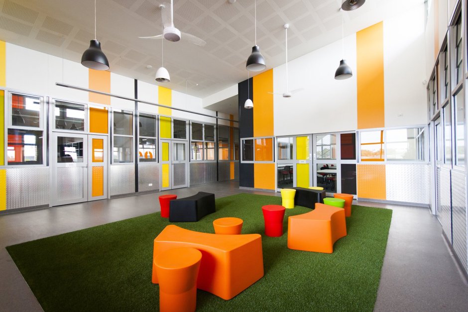 Современная школа интерьер